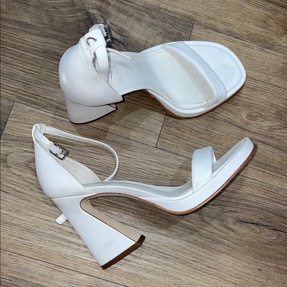 Circus by Sam Edelman Holmes White Women's Heels - Picture 2 of 5